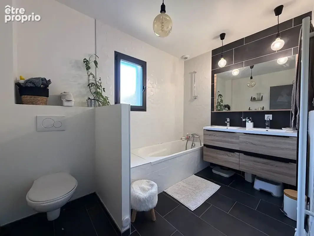 Maison Gilly-Sur-Isere 6 pièce(s) 123 m2 - photo 11