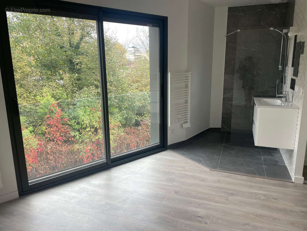 Maison à SATHONAY-VILLAGE