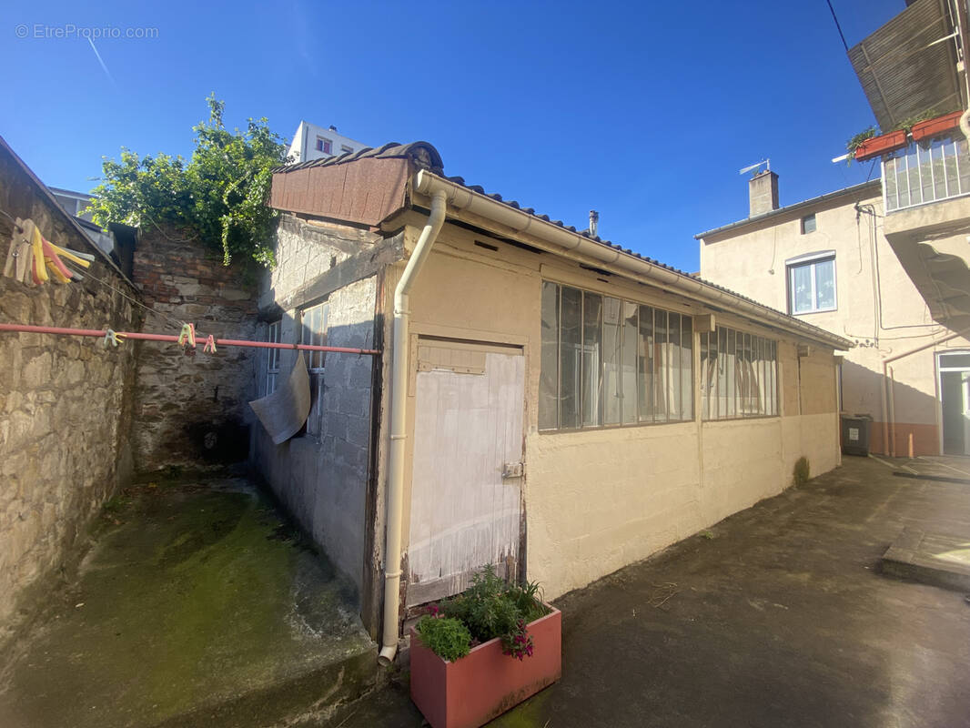 Parking à SAINT-ETIENNE