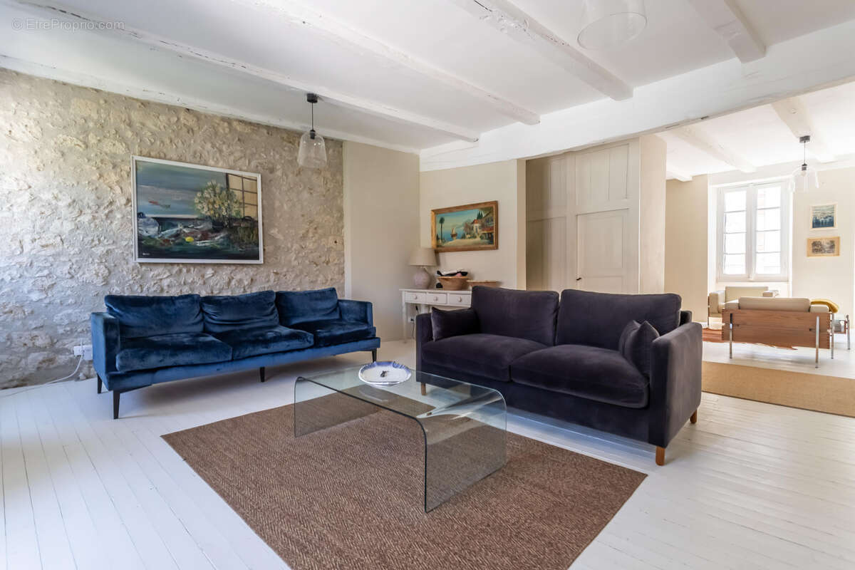 Maison de village avec jardin, garage et piscine - photo 18