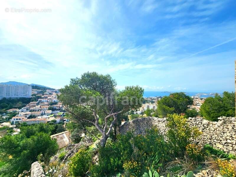 Maison à MARSEILLE-7E