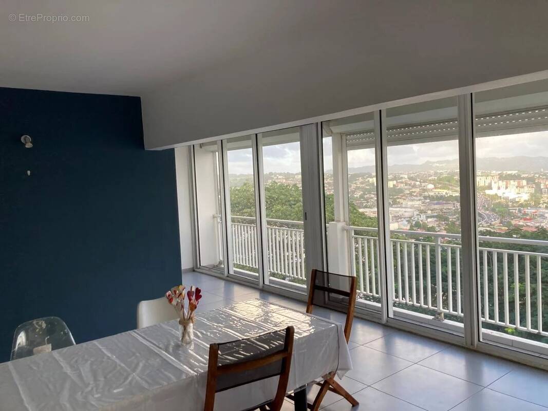 Appartement à FORT-DE-FRANCE