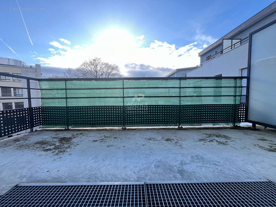 Appartement à SAINT-OUEN-L'AUMONE