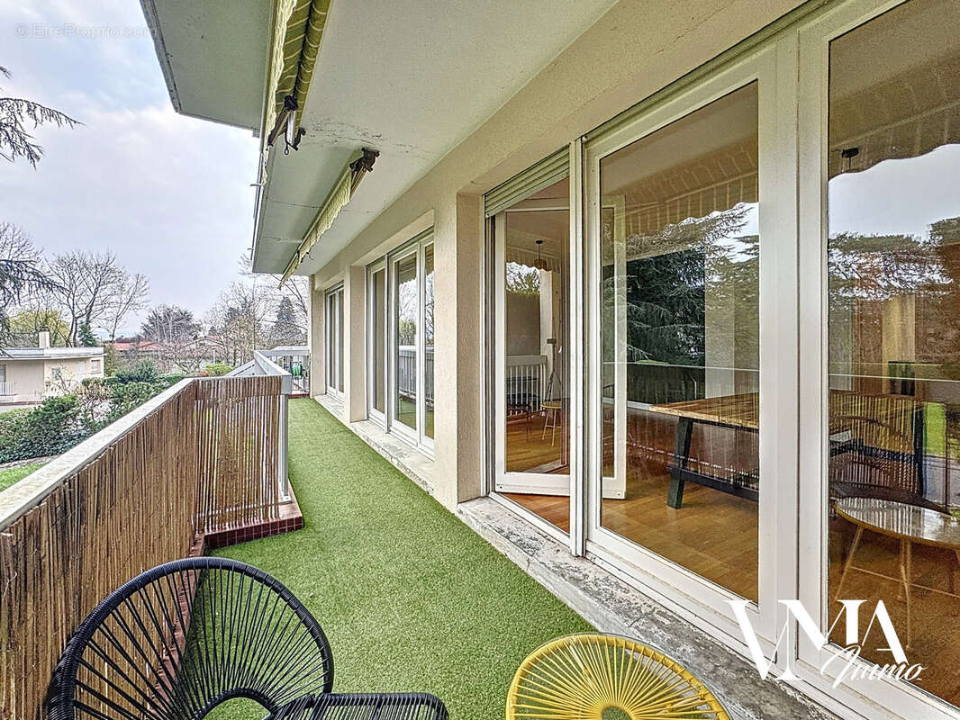 Appartement à ANSE