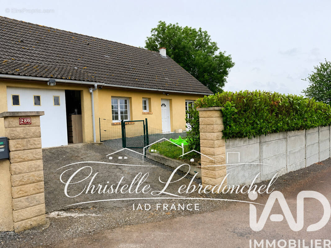 Photo 1 - Maison à HAUTEVILLE-LA-GUICHARD