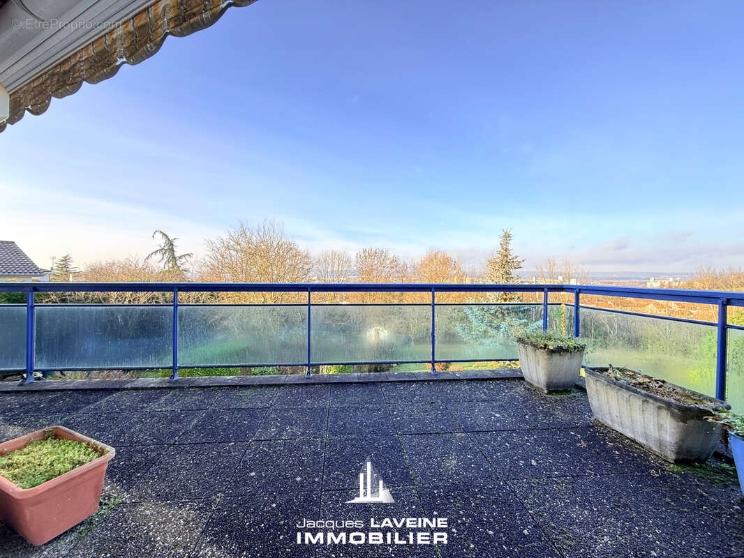 Appartement à SAINT-JULIEN-LES-METZ