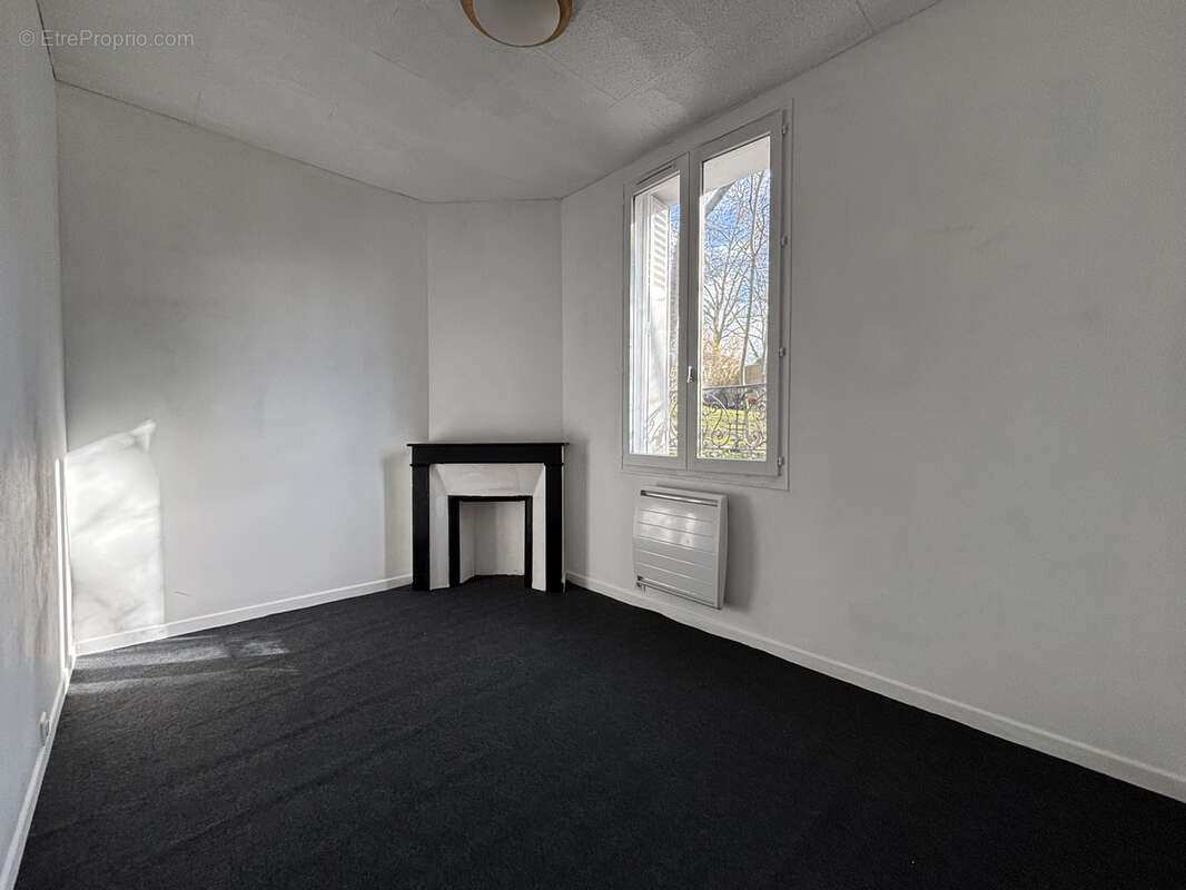 Appartement à SARTROUVILLE
