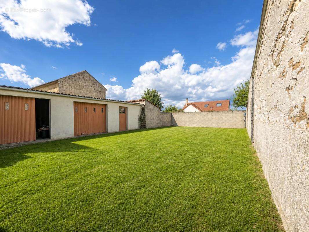 Maison familiale de 168m² avec jardin à Mézières-sur-Seine - photo 16