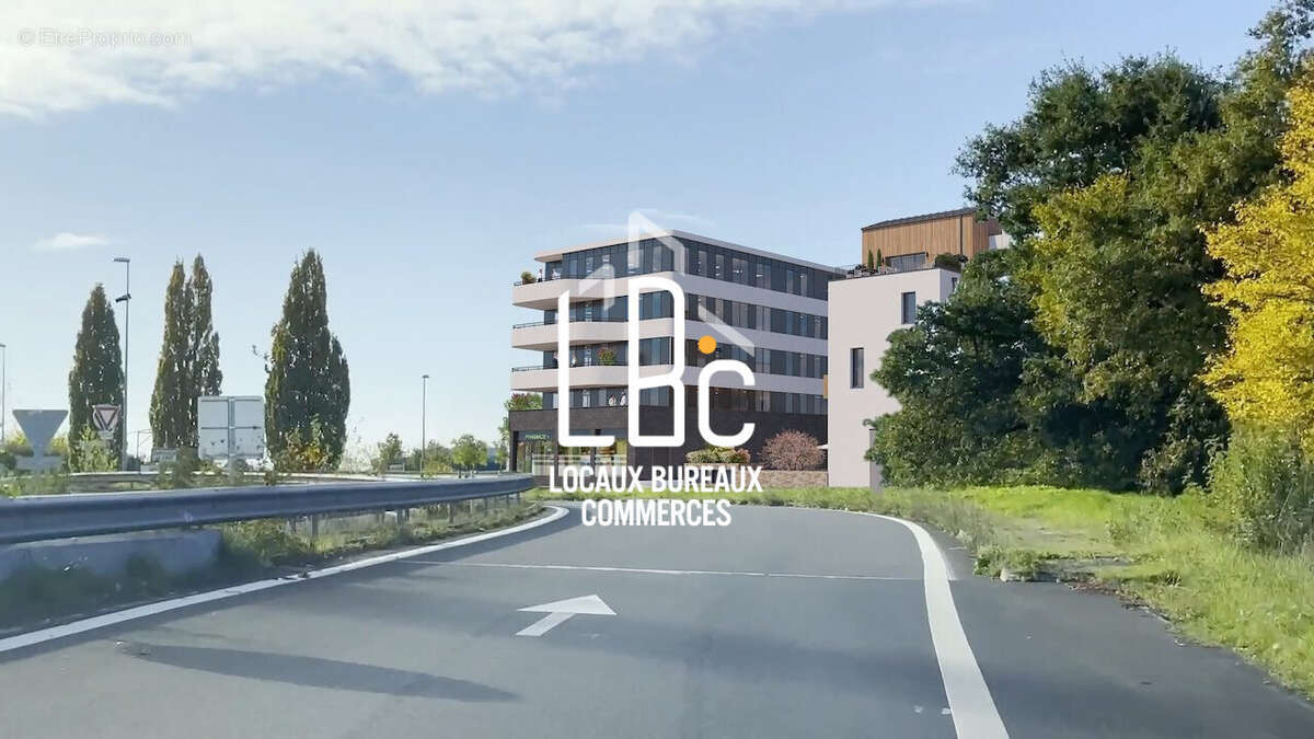 Commerce à SAINTE-LUCE-SUR-LOIRE