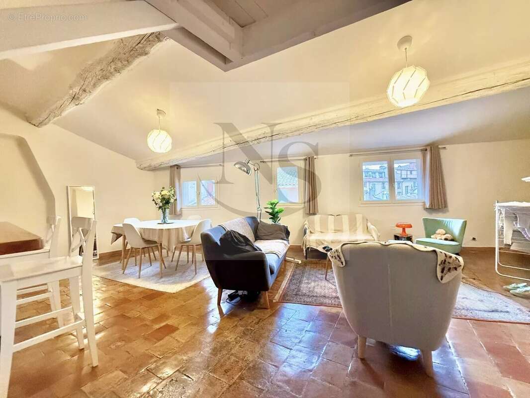 Appartement à AIX-EN-PROVENCE