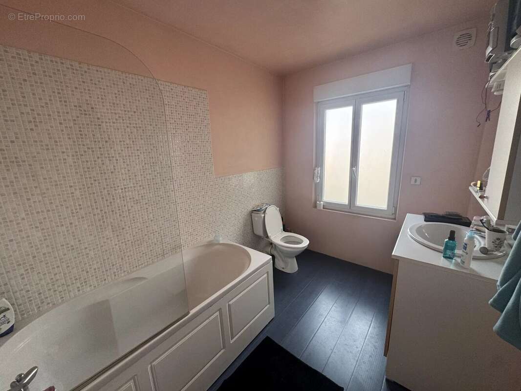 Quartier Saint Anne / Maison avec Cour - photo 5
