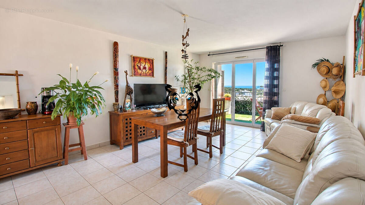 Appartement à SAINT-RAPHAEL