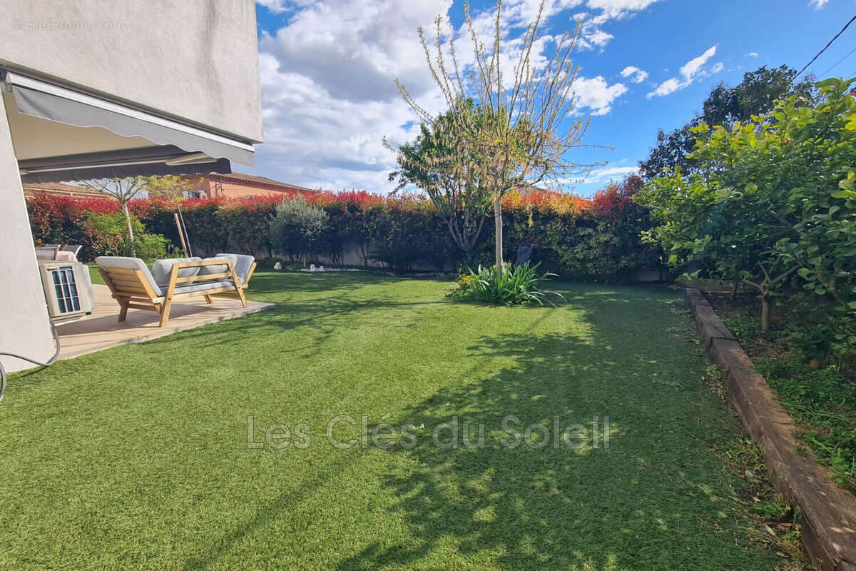 Appartement à LA VALETTE-DU-VAR