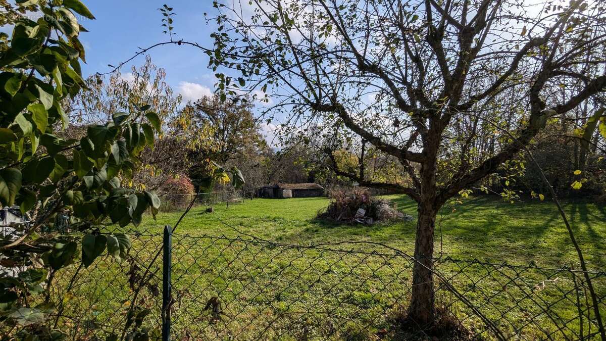 Maison à SAINT-REMY-SUR-DUROLLE