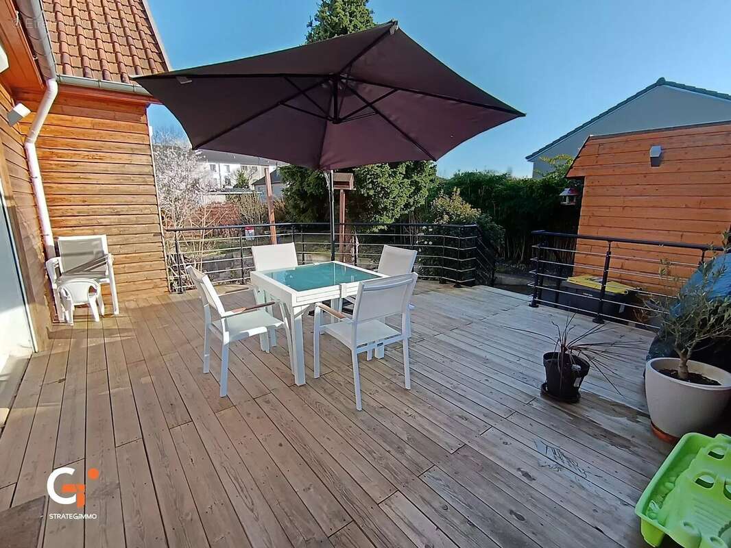 Maison à CRIQUEBEUF-SUR-SEINE