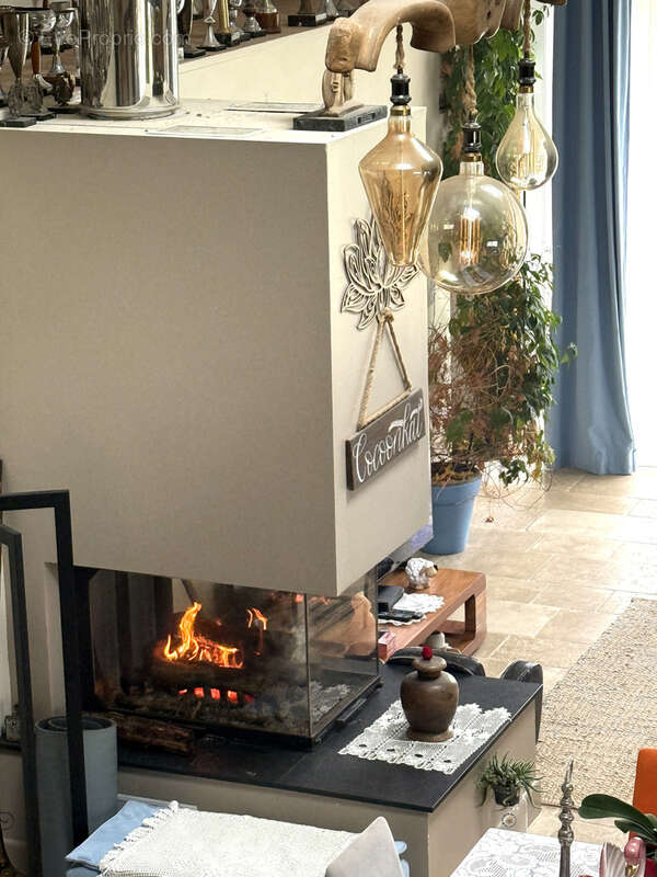 Maison à SAINT-MAURICE-LA-CLOUERE