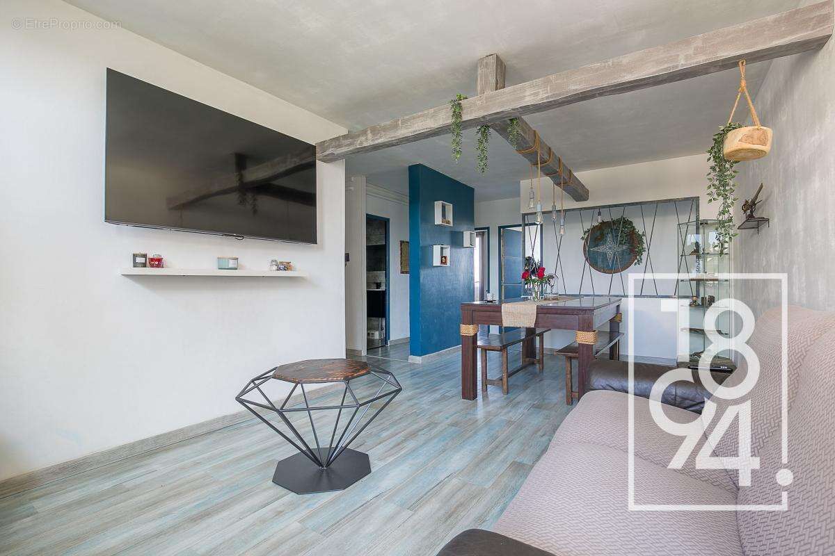 Appartement à MARSEILLE-10E