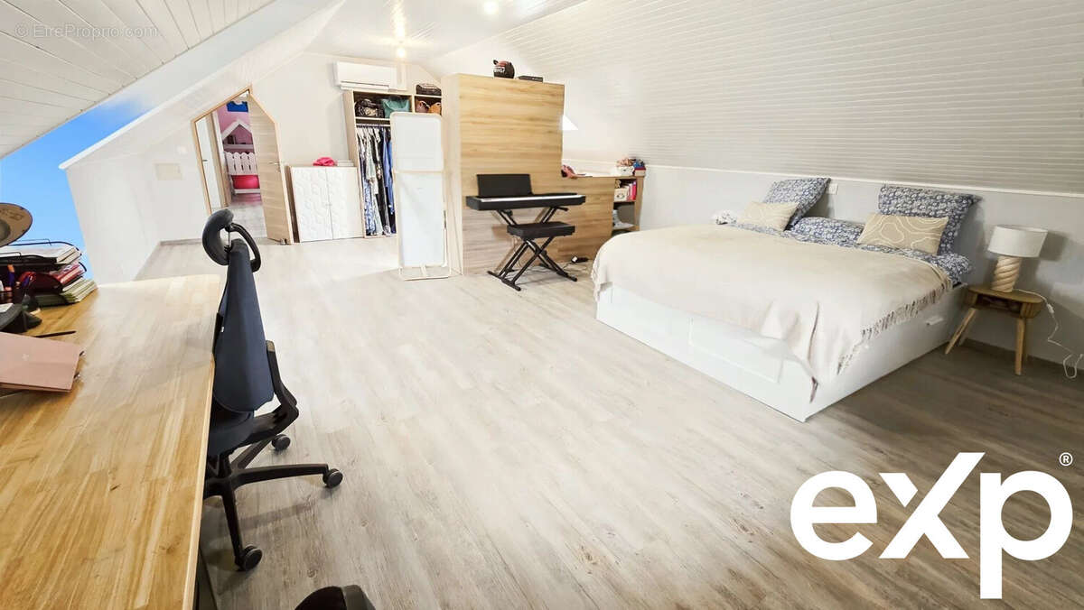 Maison à CHENS-SUR-LEMAN