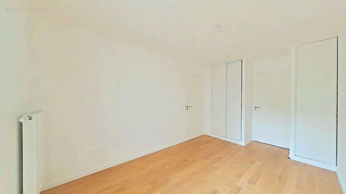 Appartement à PARIS-20E
