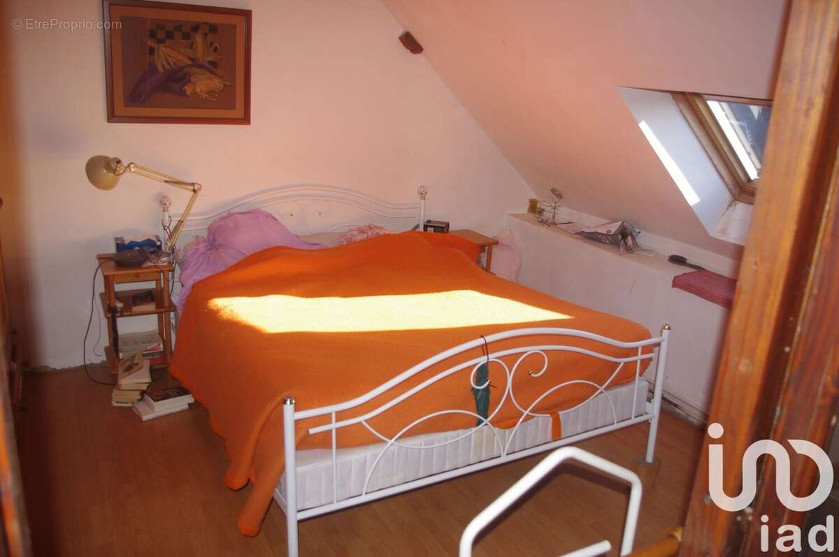Maison 250 m² à Celle  - photo 9