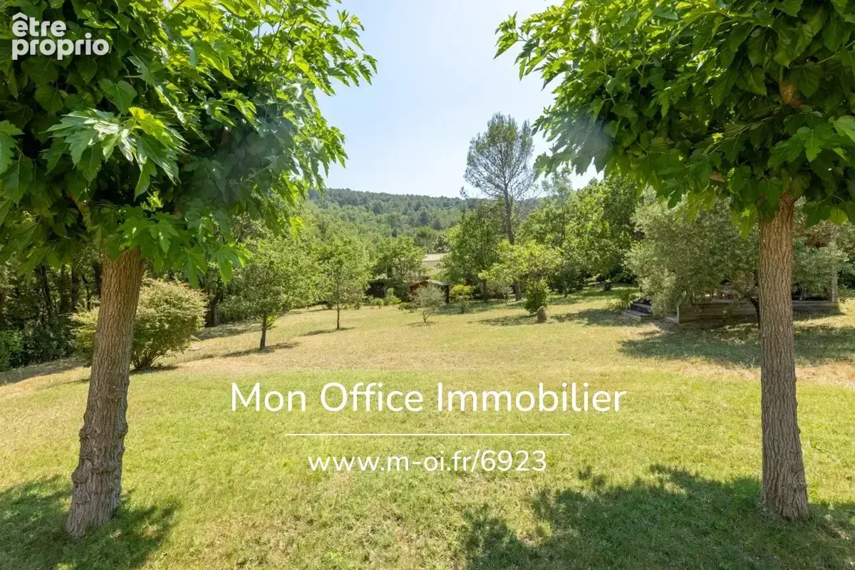 Référence : 6923-EBE. - Maison de plain-pied 120 m² sur 4 000 m² de terrain – Un havre de paix aux portes d’Aix-en-Provence - photo 30
