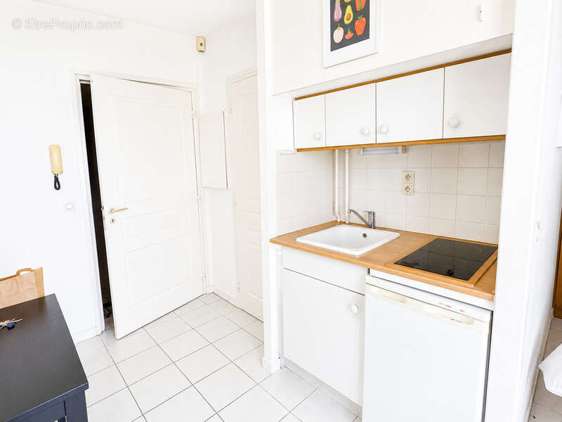 À vendre – T1 bis avec terrasse et cave à Ciboure - photo 2