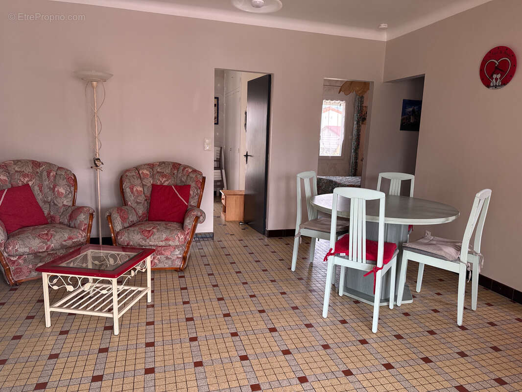 Maison à SAINT-HILAIRE-DE-RIEZ