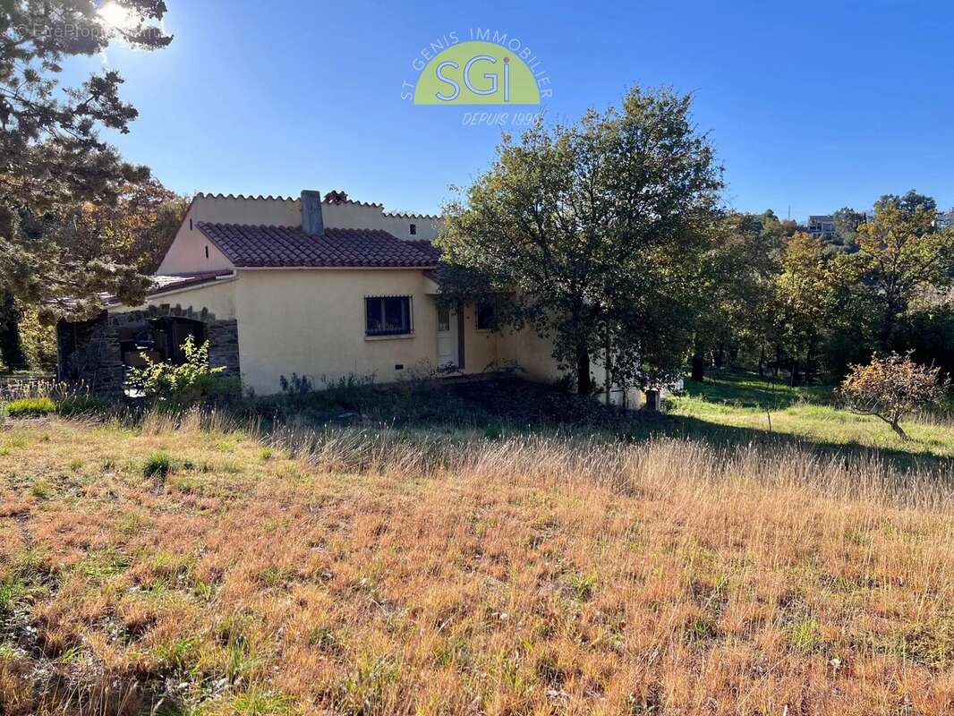 Maison à MONTESQUIEU-DES-ALBERES