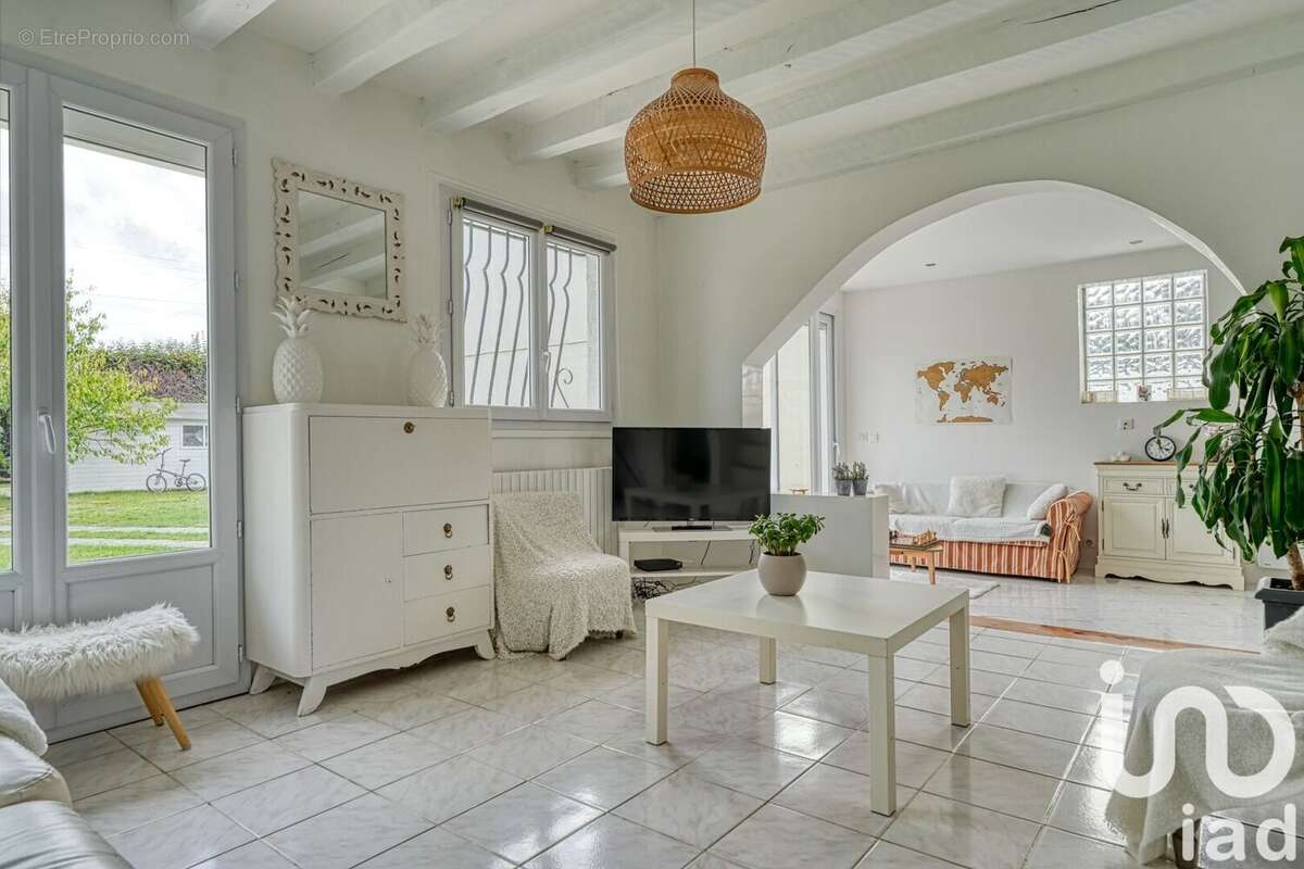 Photo 7 - Maison à EPONE