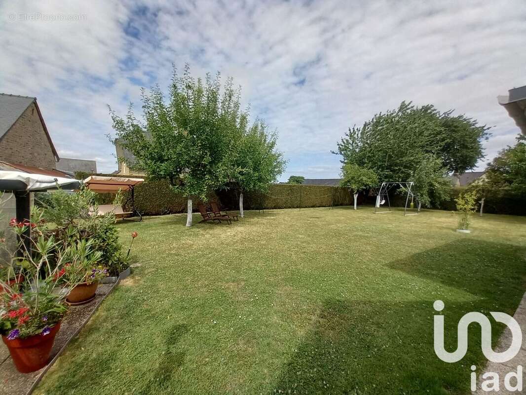 Maison 155 m² à Saint-Aubin-Du-Desert  - photo 4