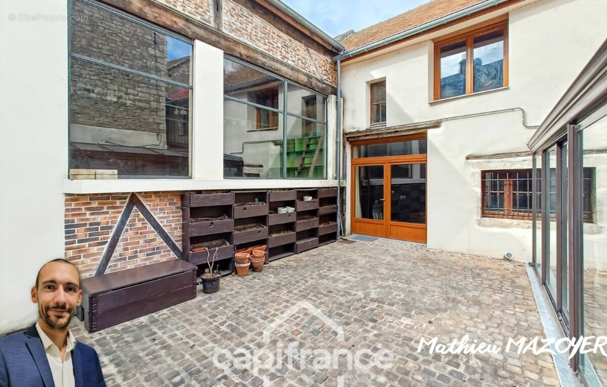 Maison à SENNECEY-LE-GRAND