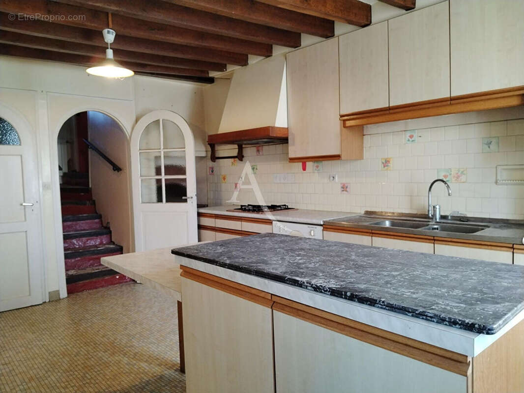 Maison à VARREDDES