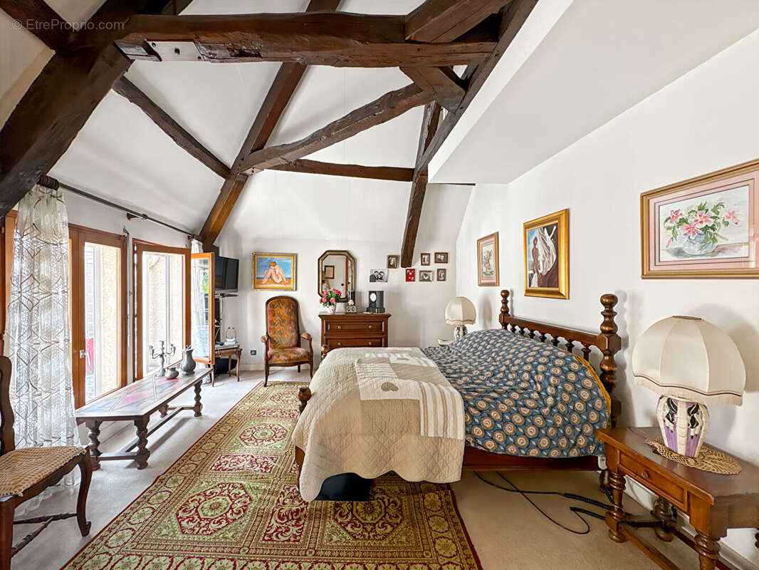 Maison à MANTES-LA-JOLIE