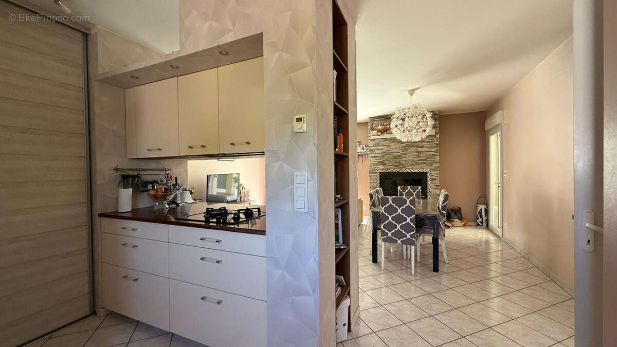 Maison à SAINTE-LIVRADE-SUR-LOT