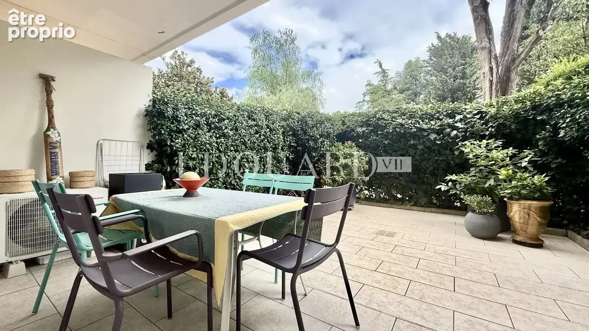 Trois pièces d’exception à Roquebrune Cap Martin, dans immeuble de grand standing avec superbe piscine - photo 15