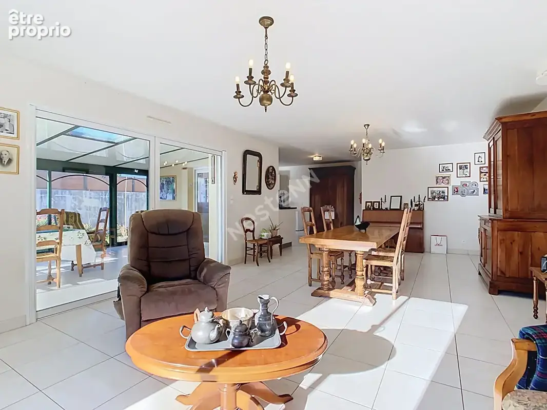 Maison Vallet de plain-pied 2014 en hyper centre, 2 chambres + bureau, garage et extérieur,  à seulement 1 minute de l'axe Nante - photo 10