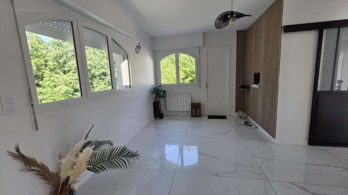 Maison 4 chambres avec T2 - 35780 - LA RICHARDAIS - photo 5