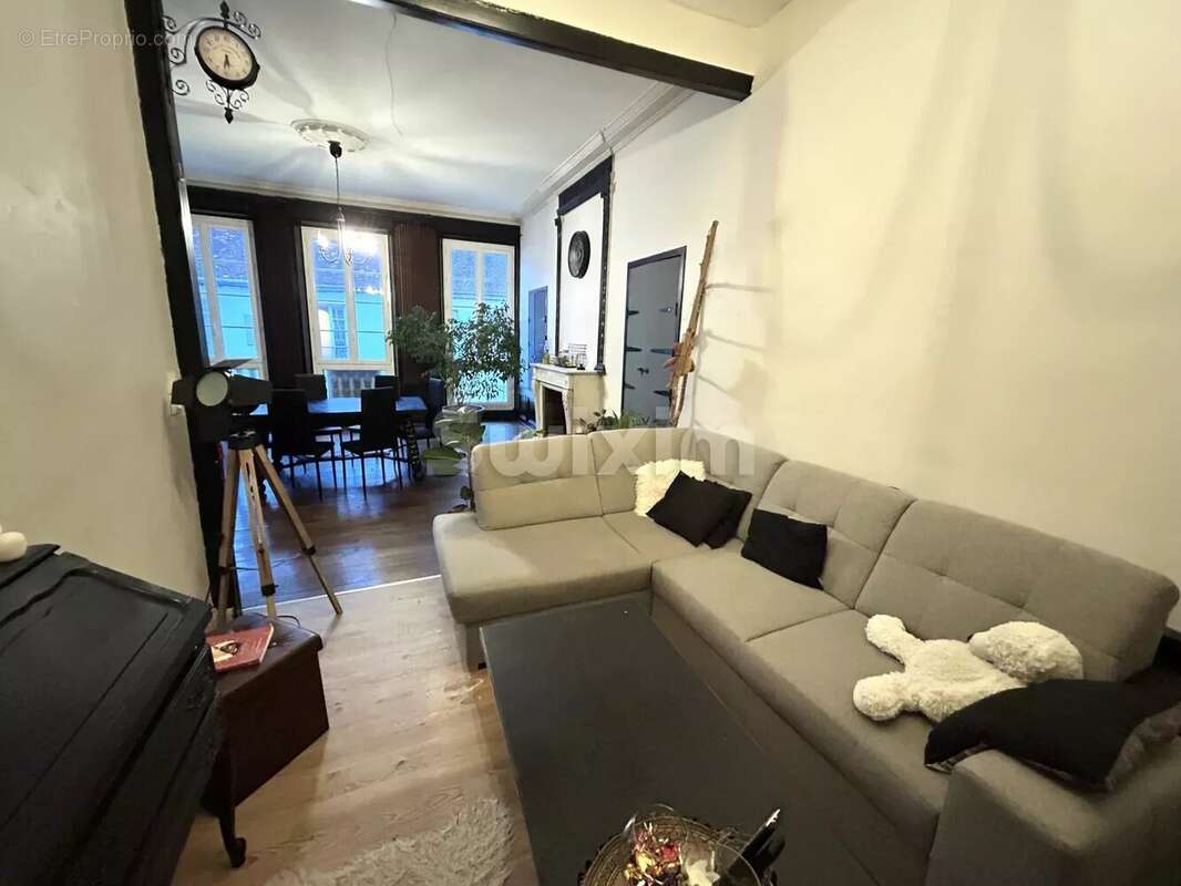 Appartement à AUXONNE