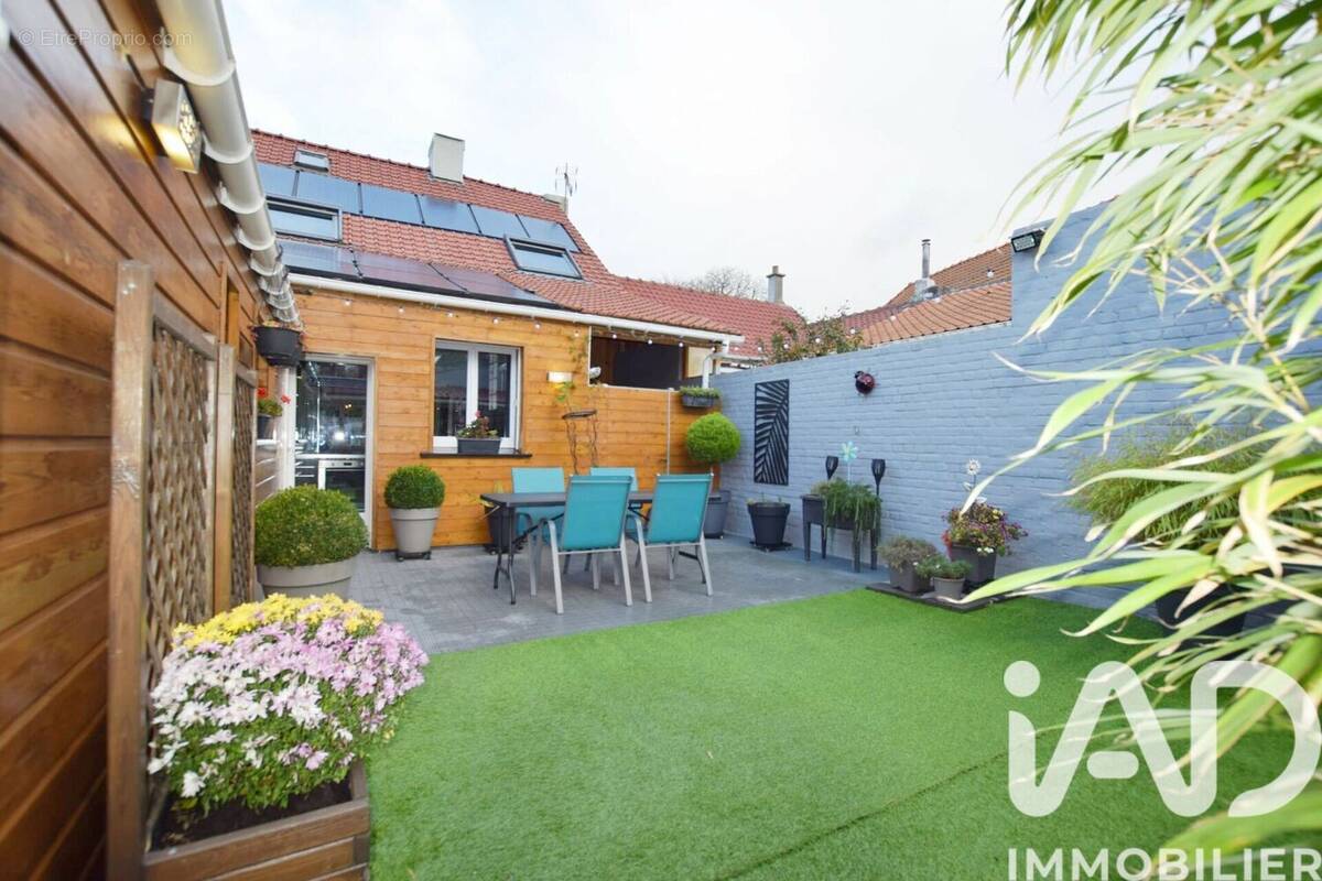 Photo 1 - Maison à CALAIS