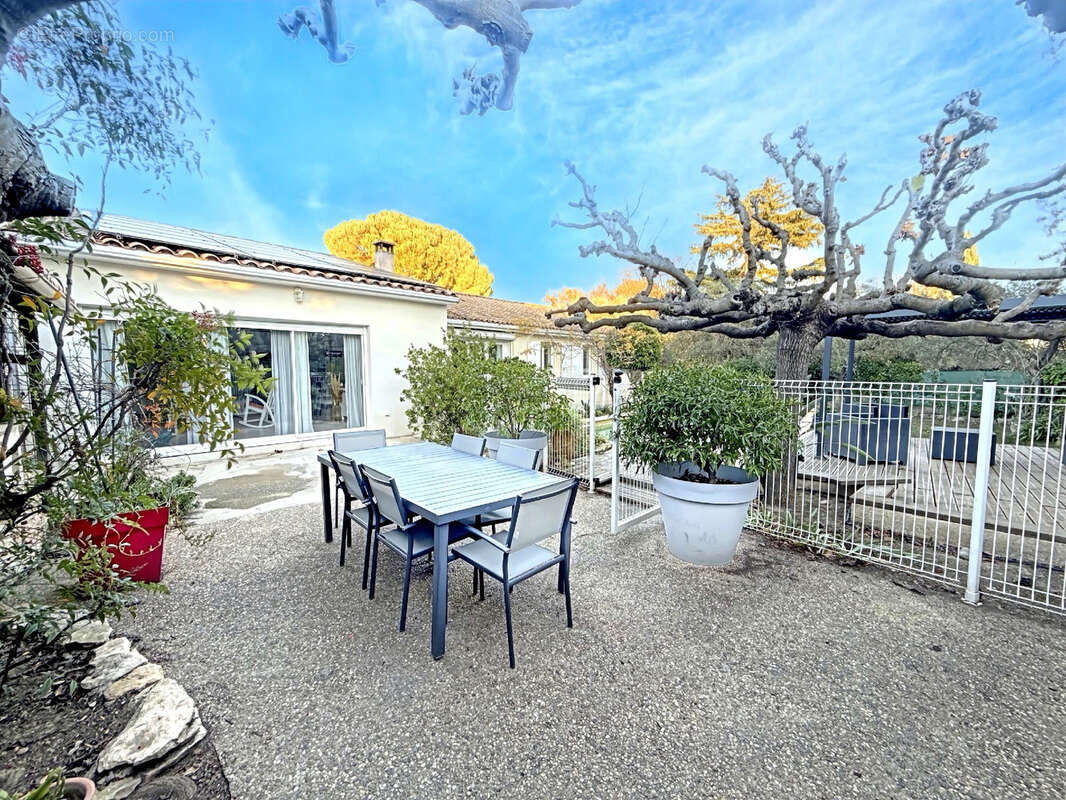 Maison à AIGUES-VIVES