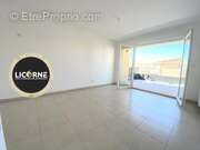 Appartement à LE PUY-SAINTE-REPARADE