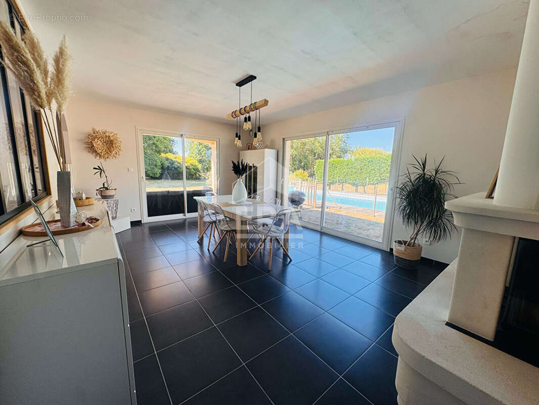 Maison récente 4 pièces avec piscine à vendre à Saint Ciers sur Gironde - photo 11