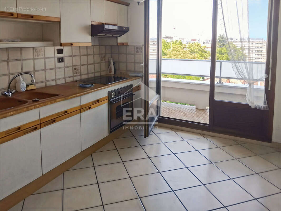 Appartement 73m² à lyon 8e arrondissement - photo 5