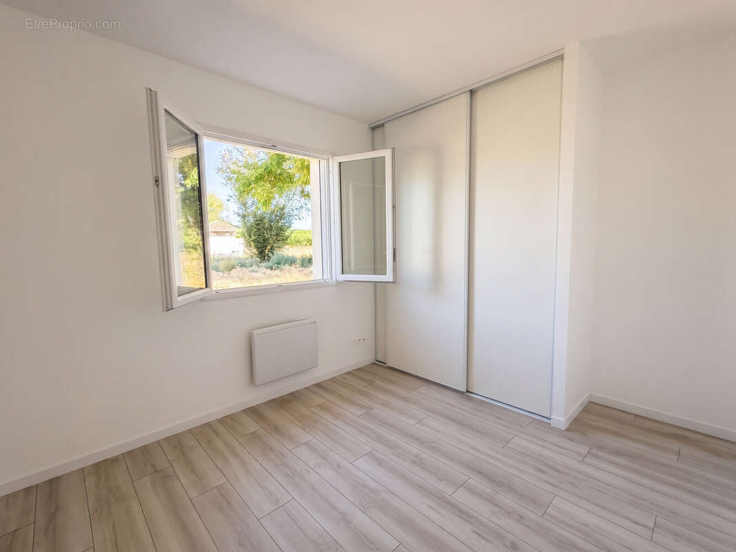 Centre ville/Maison plain pied jamais habitée - photo 6