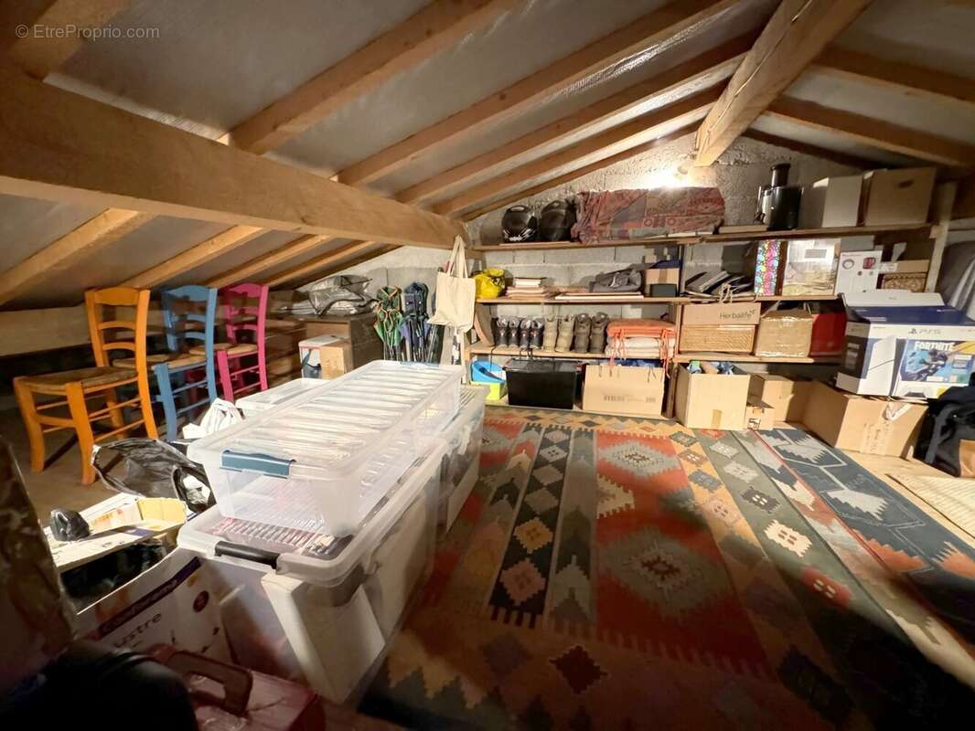 Maison à BERRE-LES-ALPES