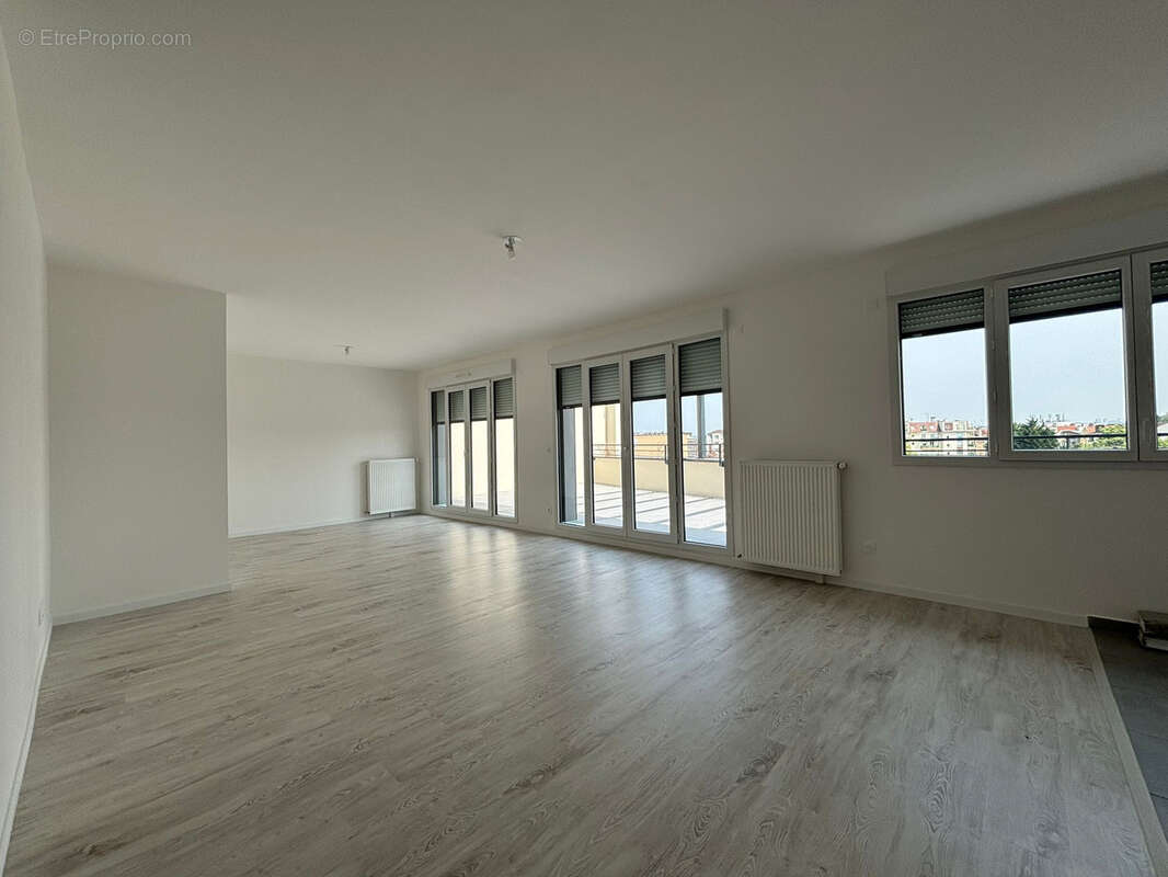 Appartement à AULNAY-SOUS-BOIS