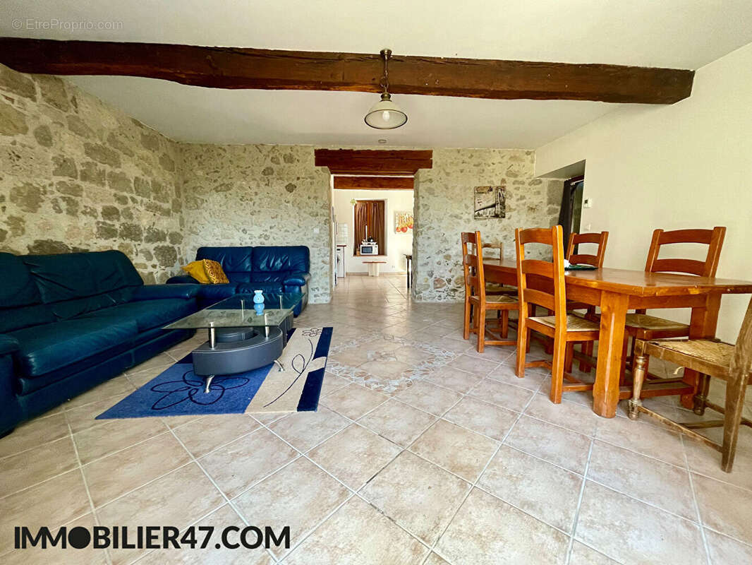 Maison à CLERMONT-DESSOUS