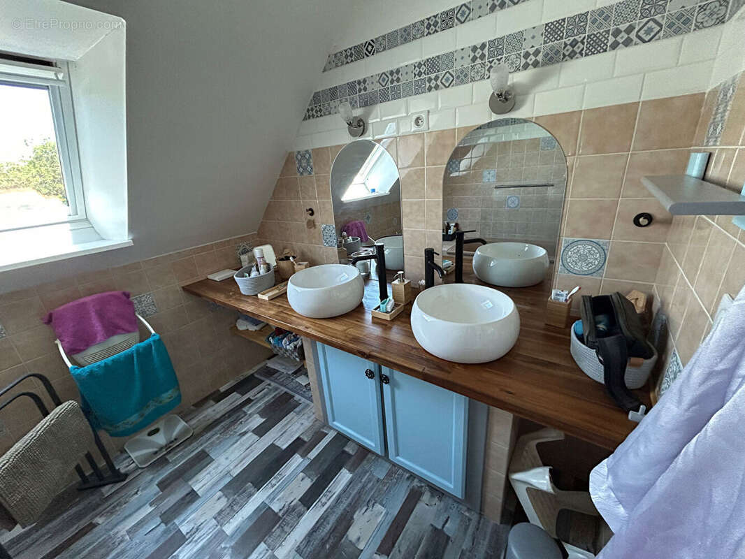 PLOUGAR : Maison  6 pièces-109 m2 - photo 8