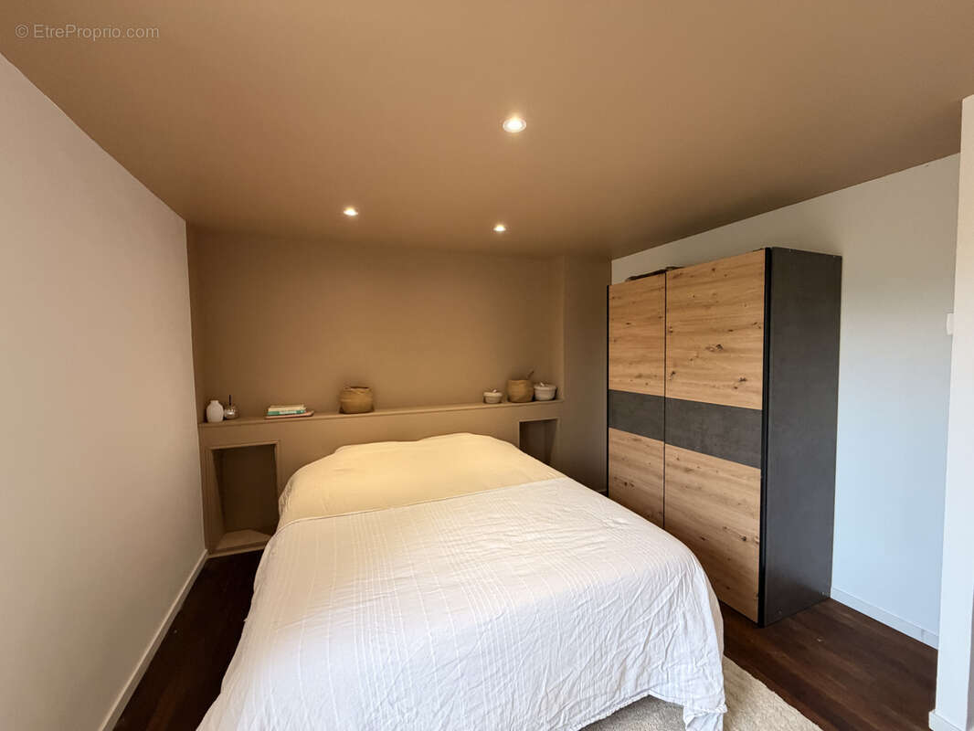 Maison familiale avec et jardin à Tauriac - photo 10