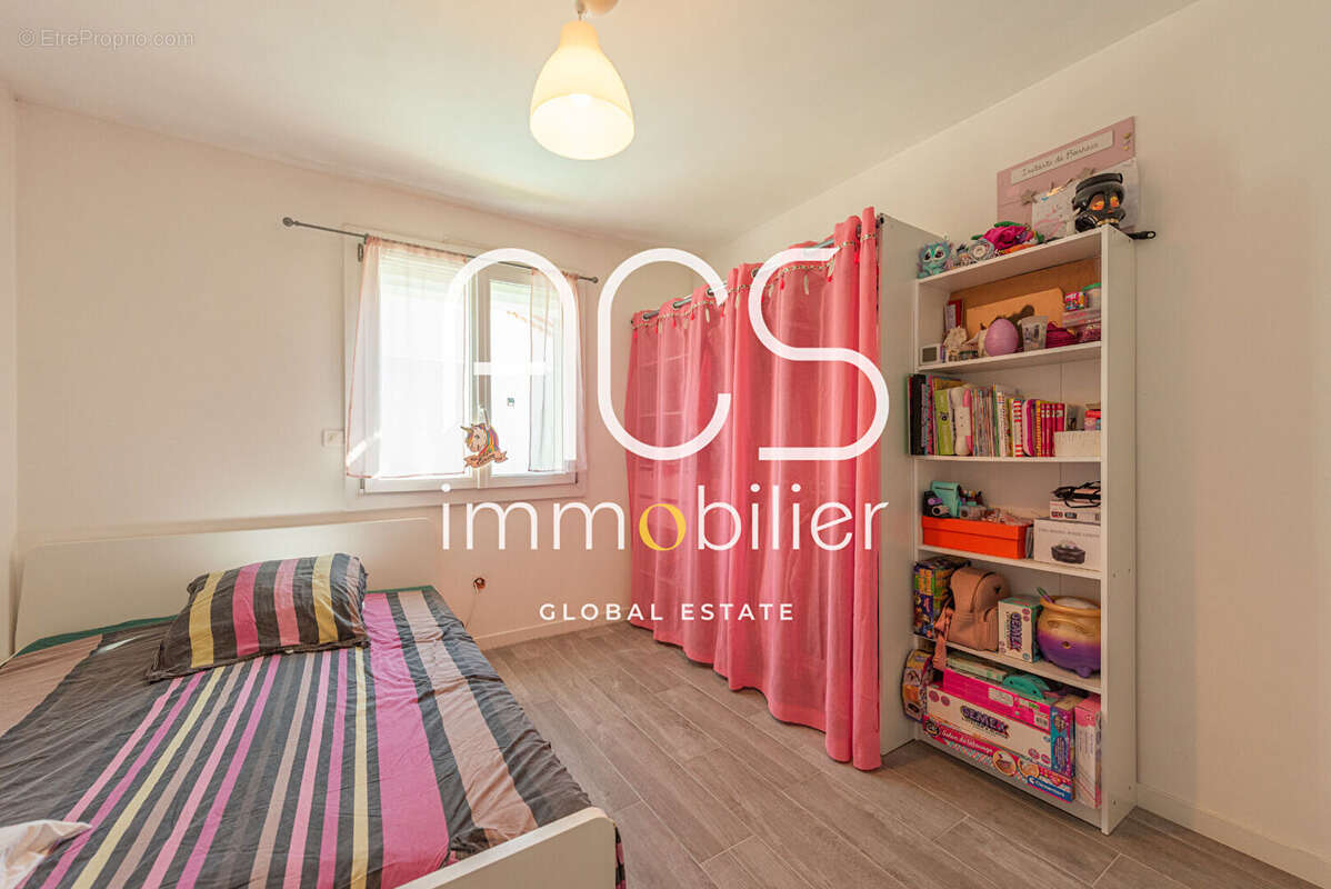 Maison à CHATEAUNEUF-LES-MARTIGUES